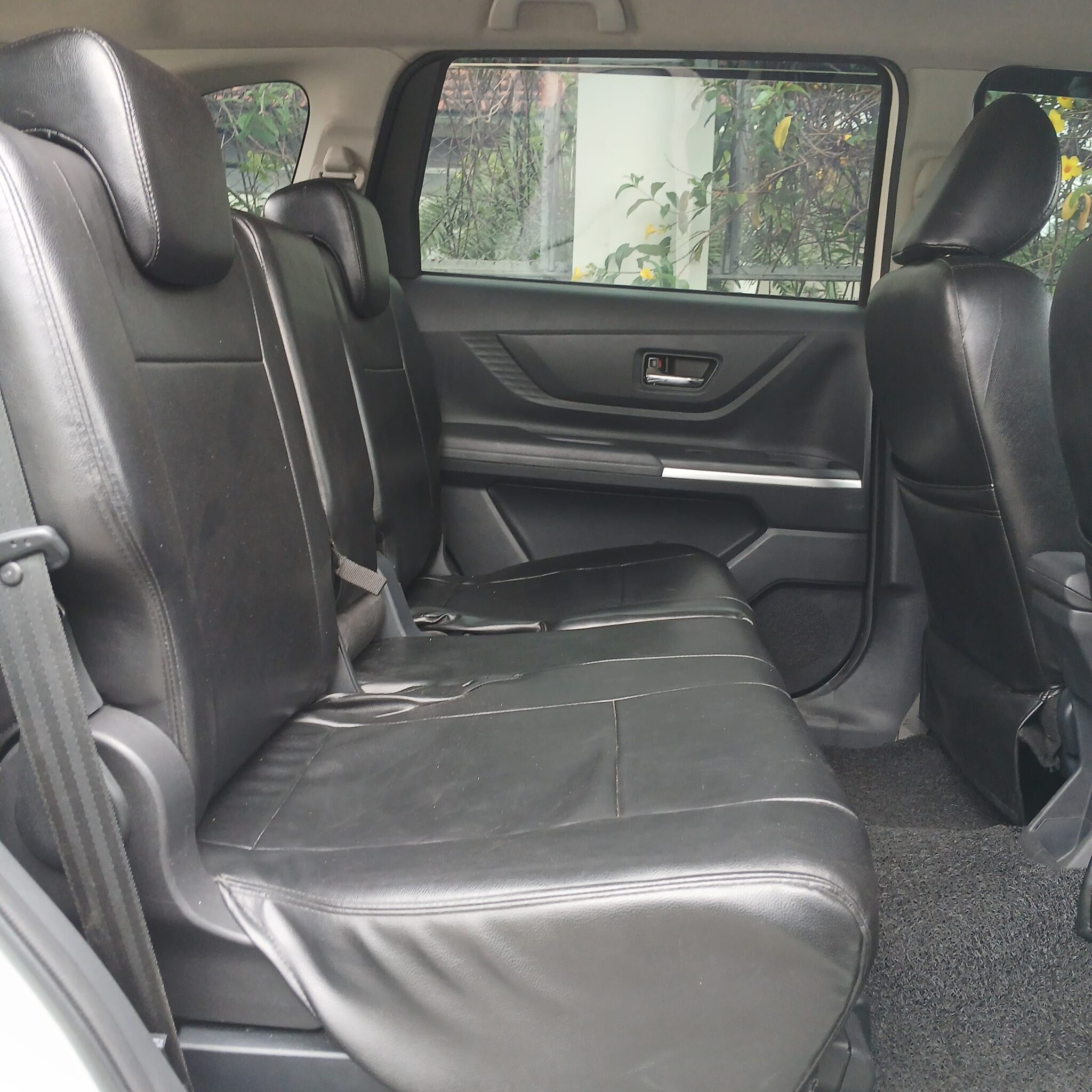 Daihatsu Xenia 1.3 R CVT Tahun 2022 Bekas