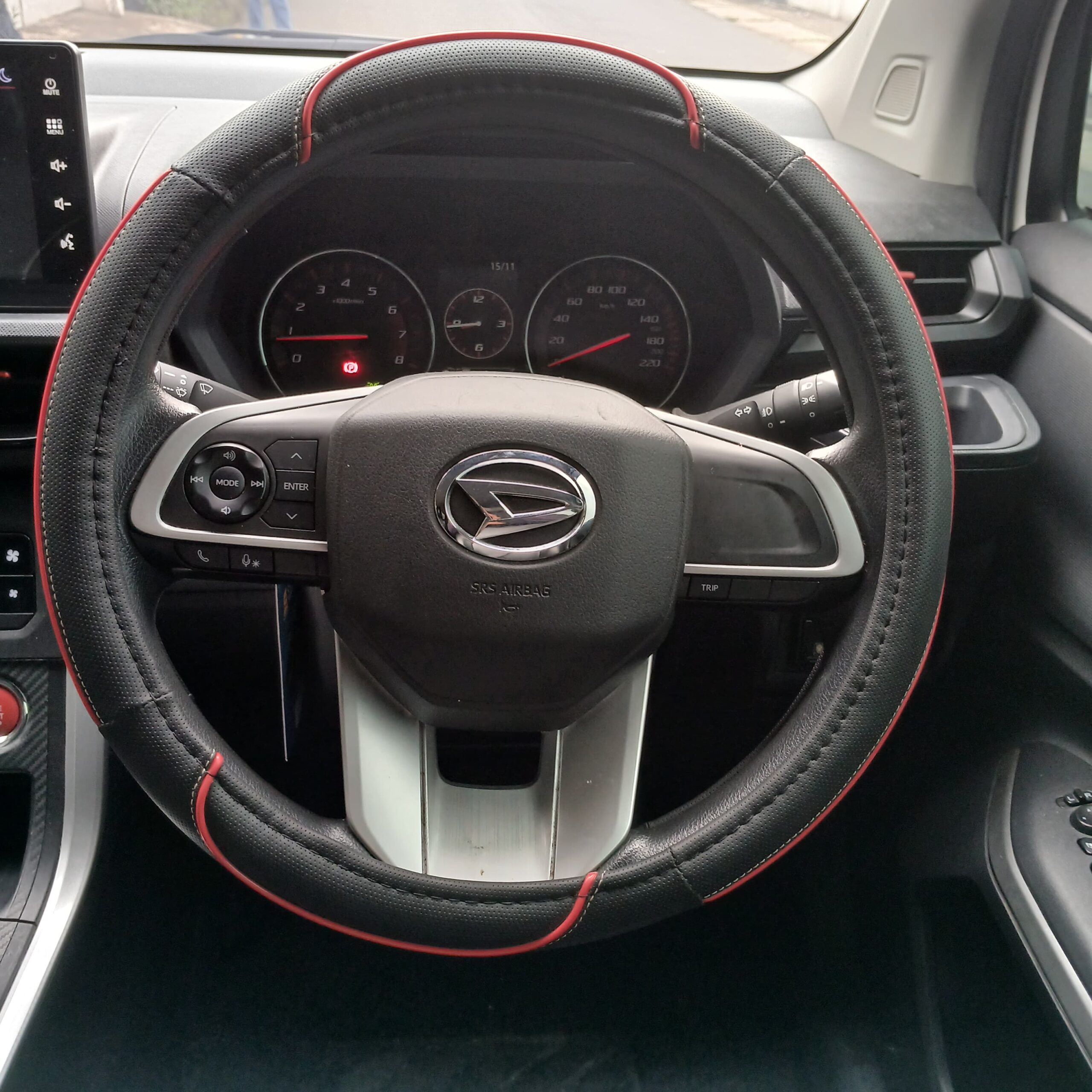 Daihatsu Xenia 1.3 R CVT Tahun 2022 Bekas