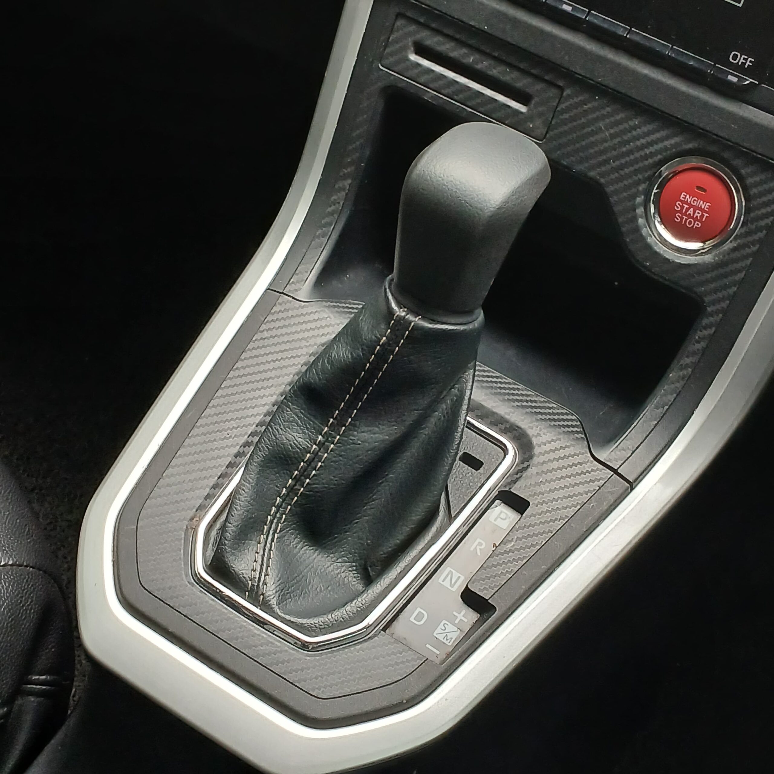 Daihatsu Xenia 1.3 R CVT Tahun 2022 Bekas