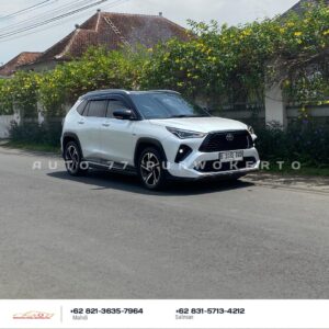 TOYOTA YARIS CROSS HYBRID 2023
