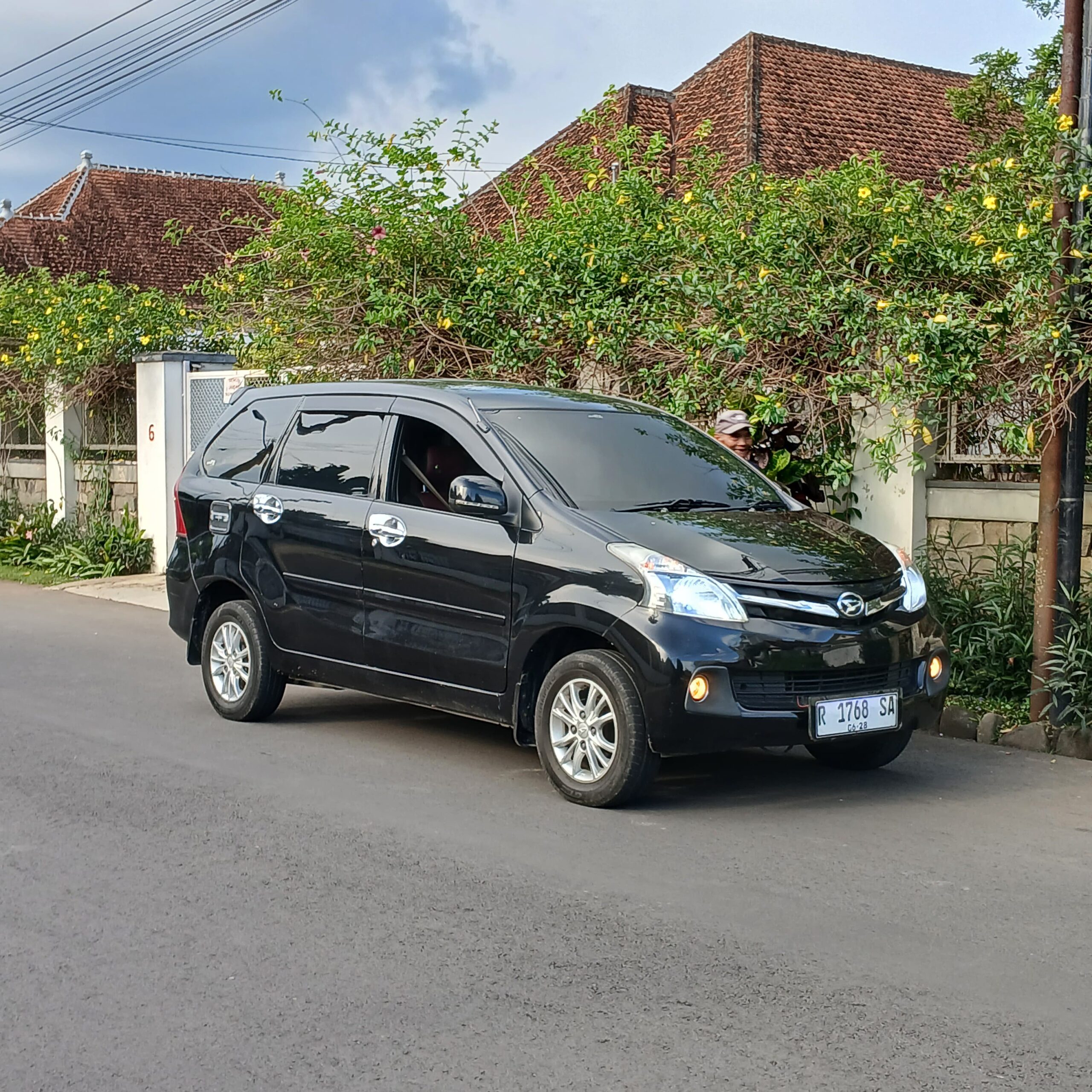 Dijual Daihatsu Xenia X MT 2012